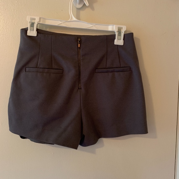 Shorts - Picture 2 of 2